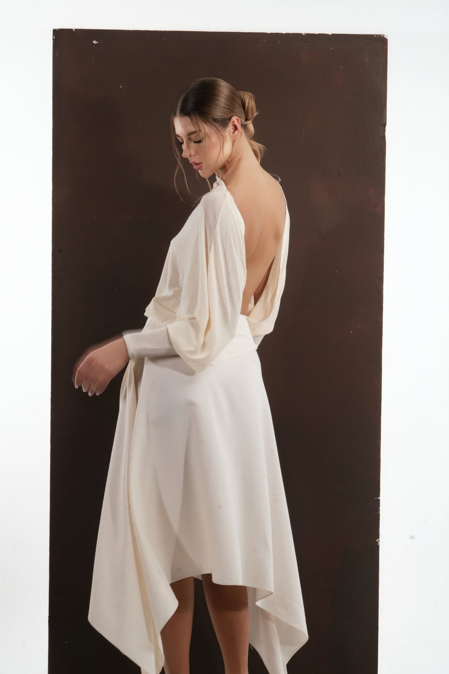 IVORY OPEN-BACK DRAPE DRESS
