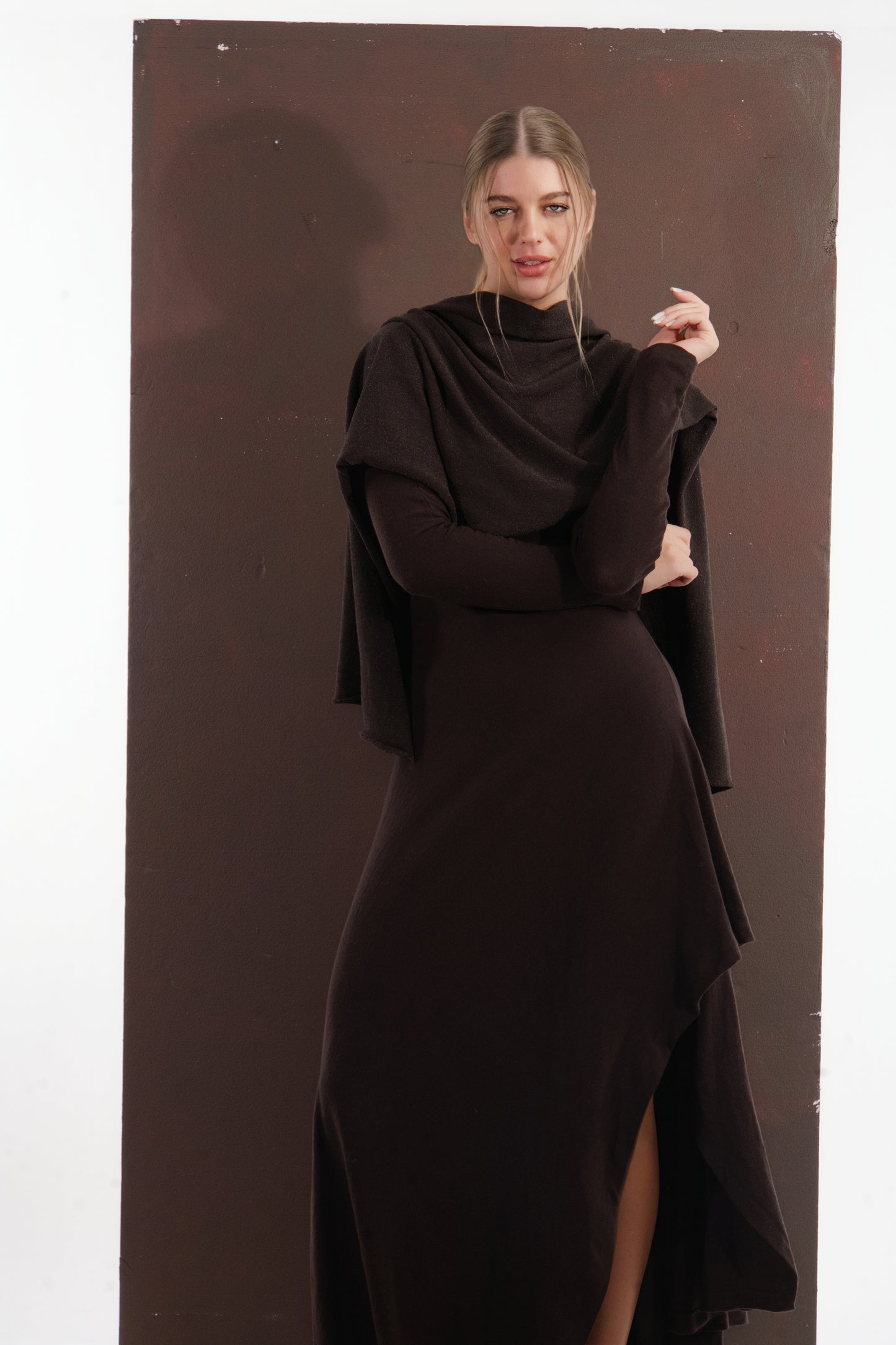 BROWN OPEN BACK DRESS