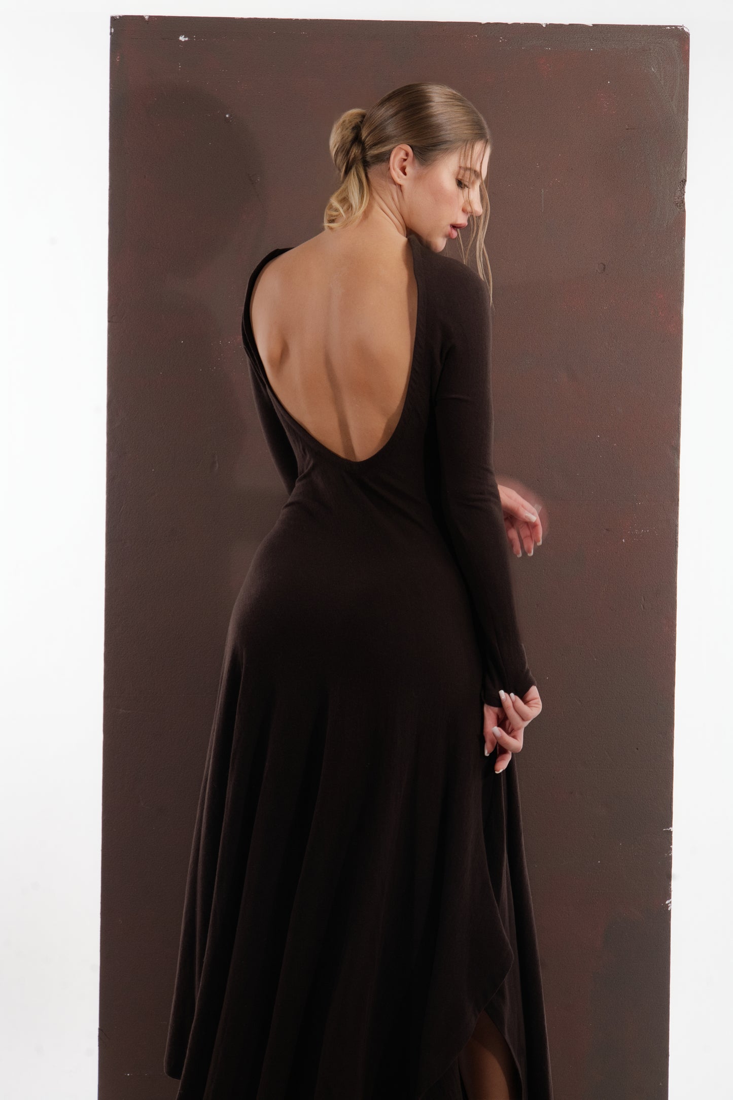 BROWN OPEN BACK DRESS