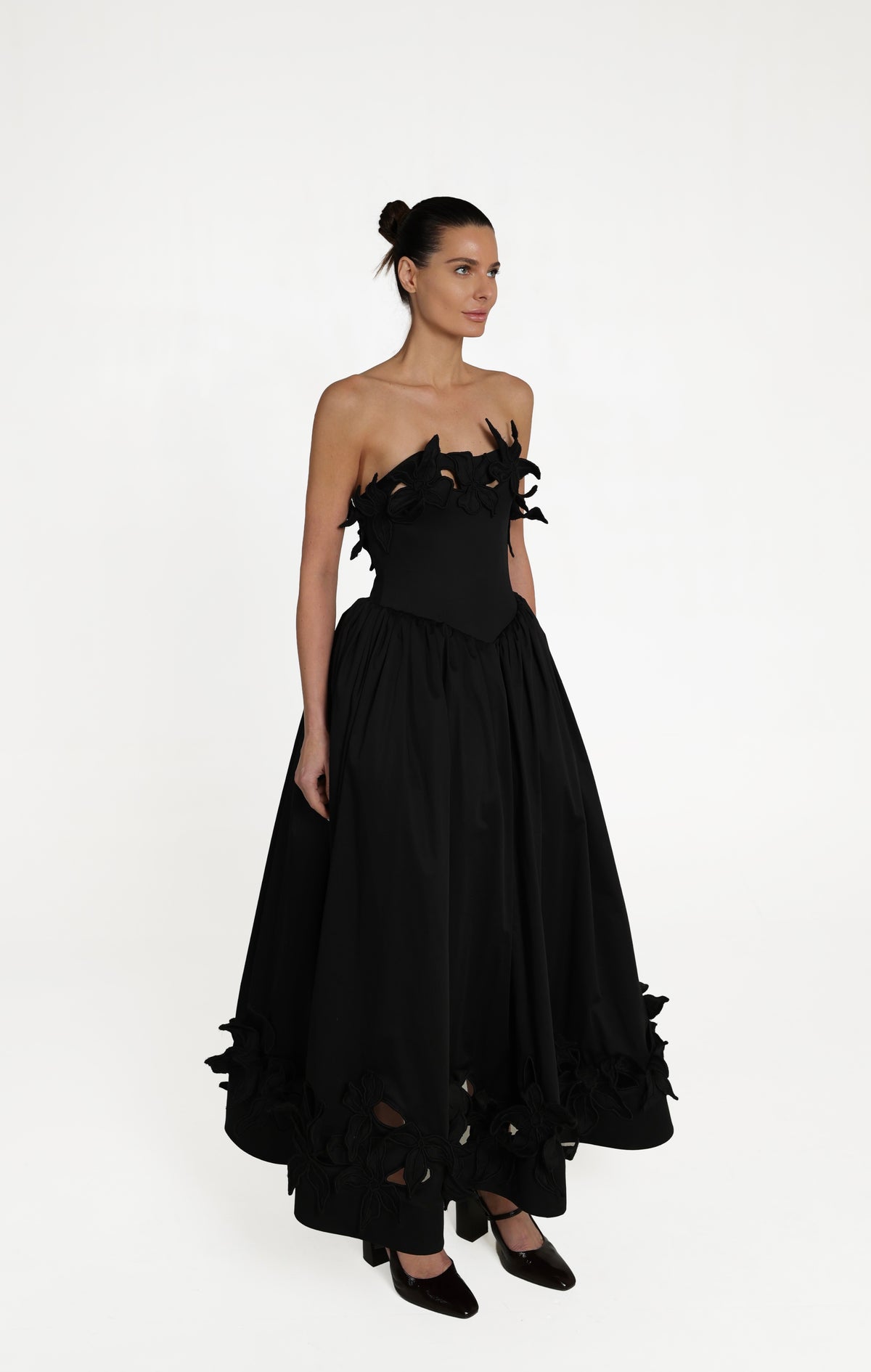 CORSET DRESS WITH 3D FLORALS