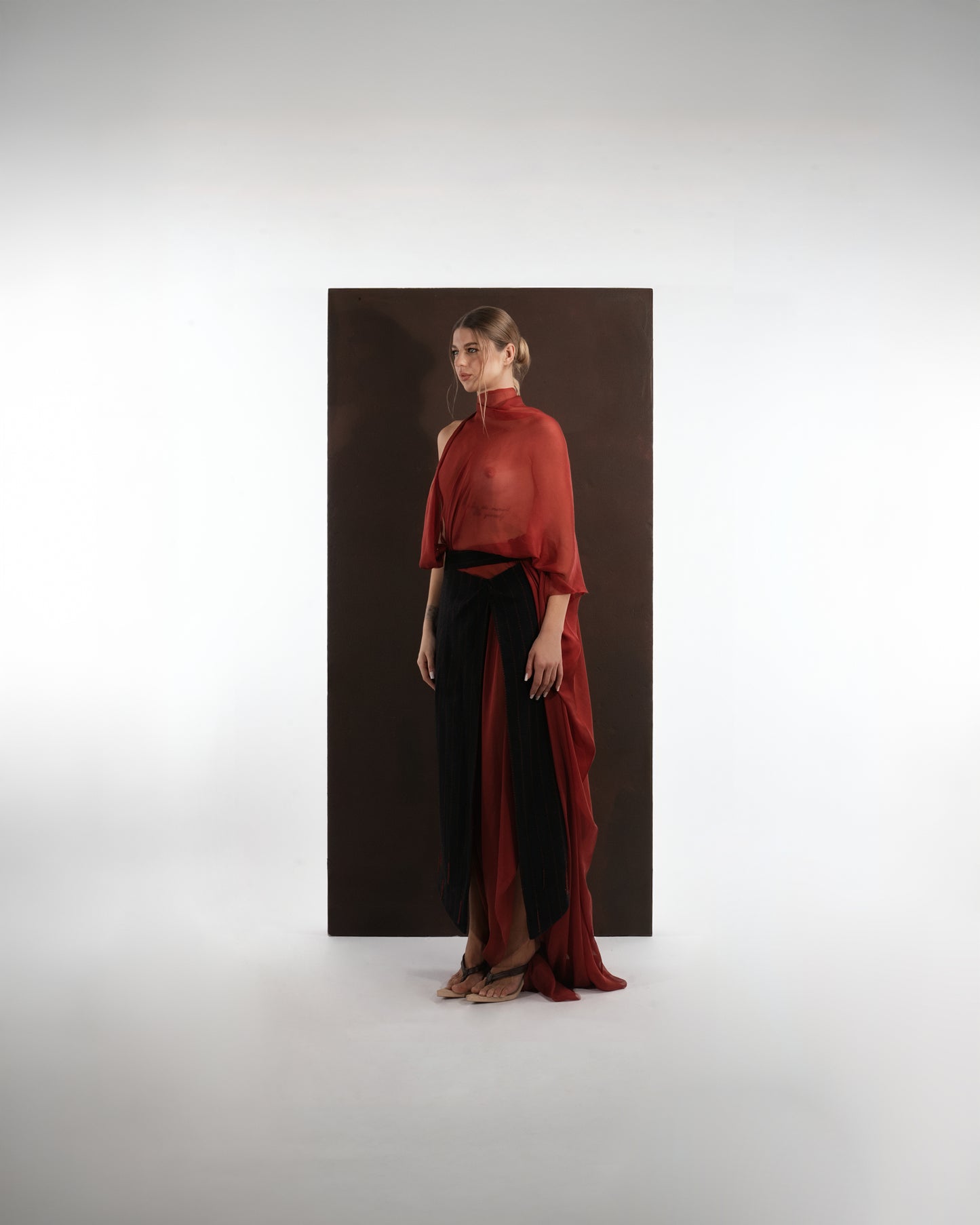 RED VEIL & SHADOW SET