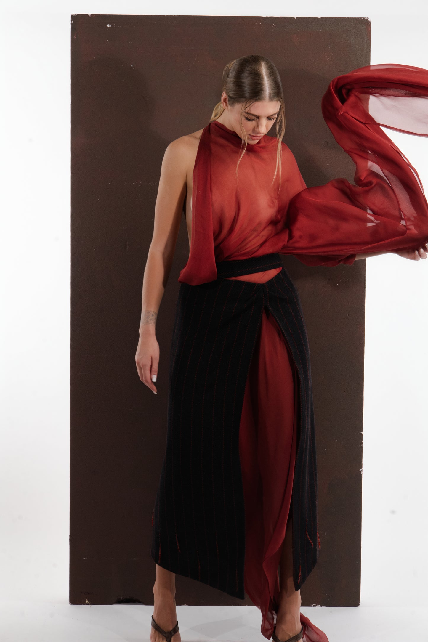 RED VEIL & SHADOW SET