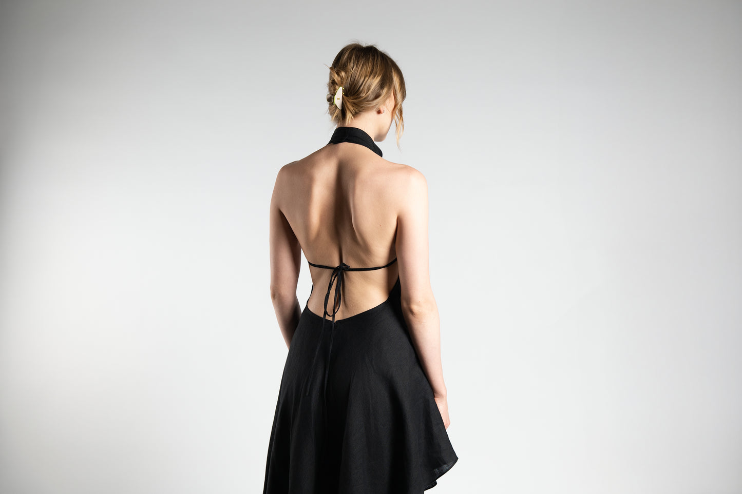 Linen Set with Refined Slit Detail