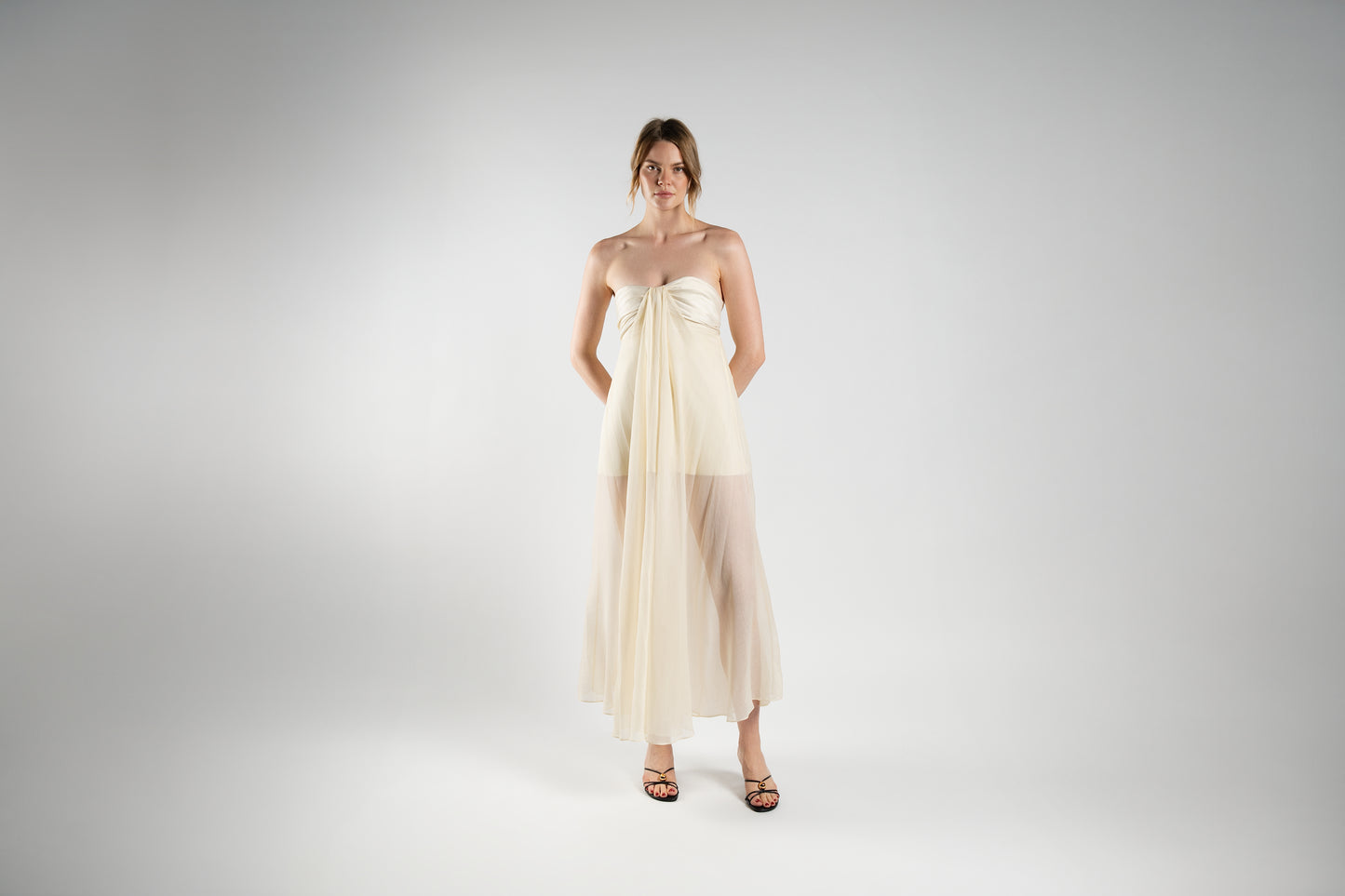 Long Dress in Lightweight Cream Linen