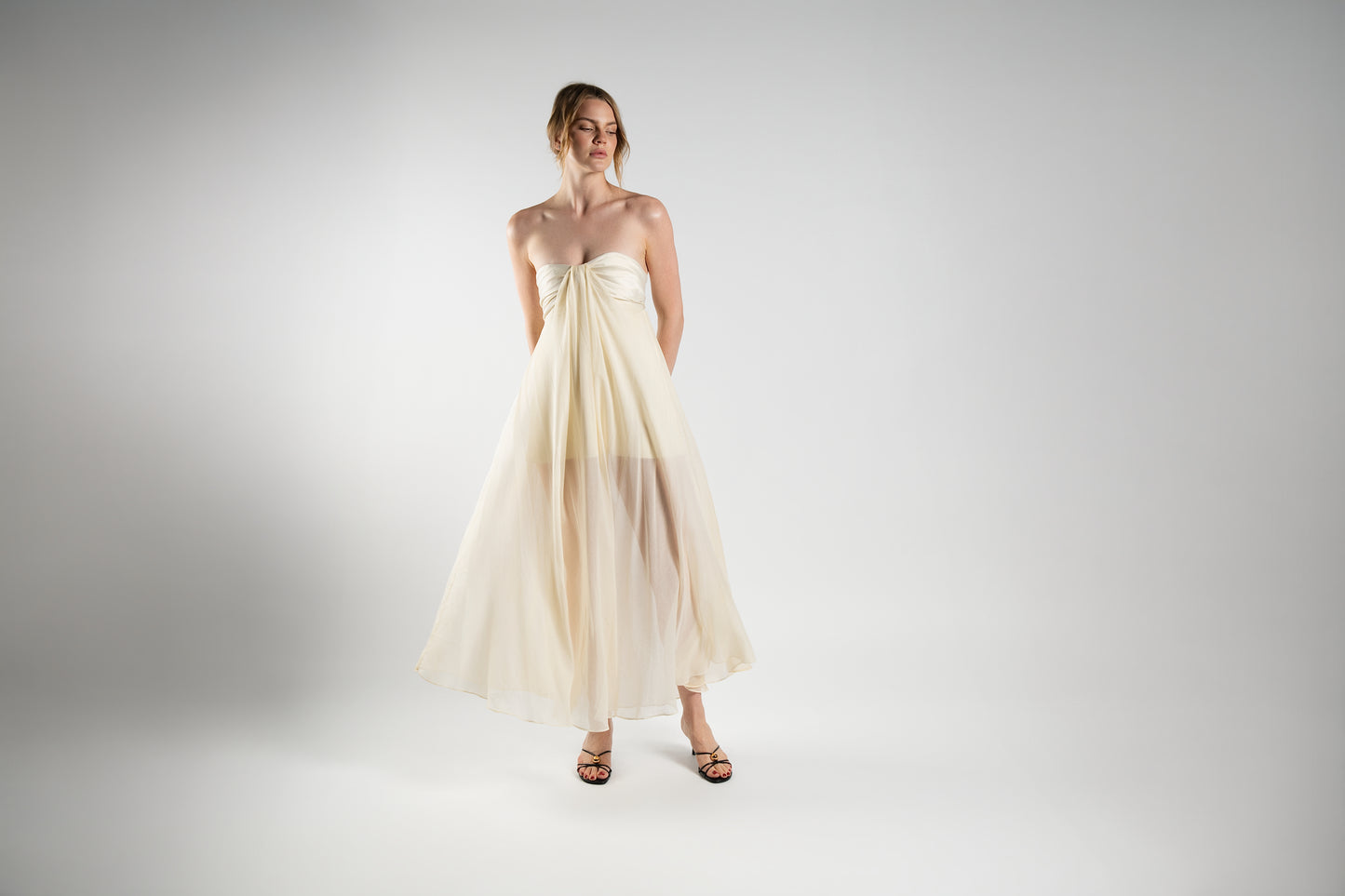 Long Dress in Lightweight Cream Linen