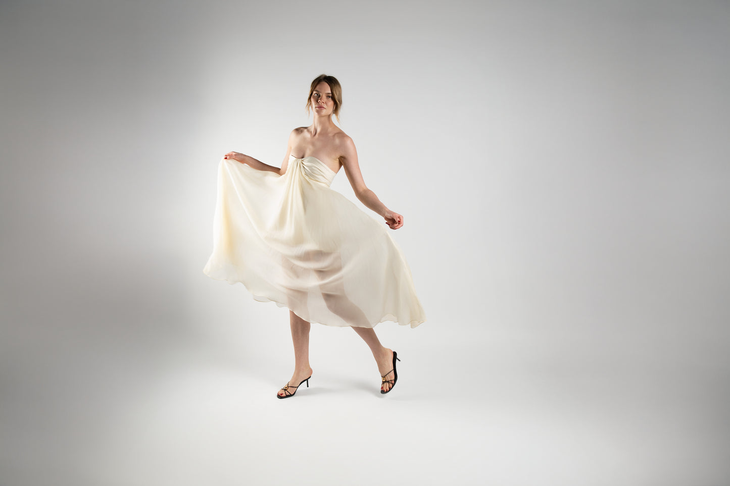 Long Dress in Lightweight Cream Linen
