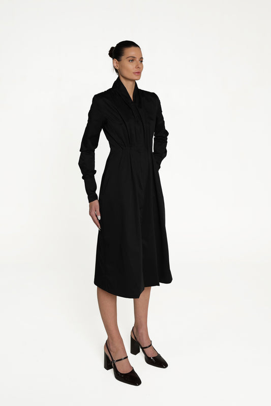 PLEATED POPLIN DRESS — WHITE & BLACK