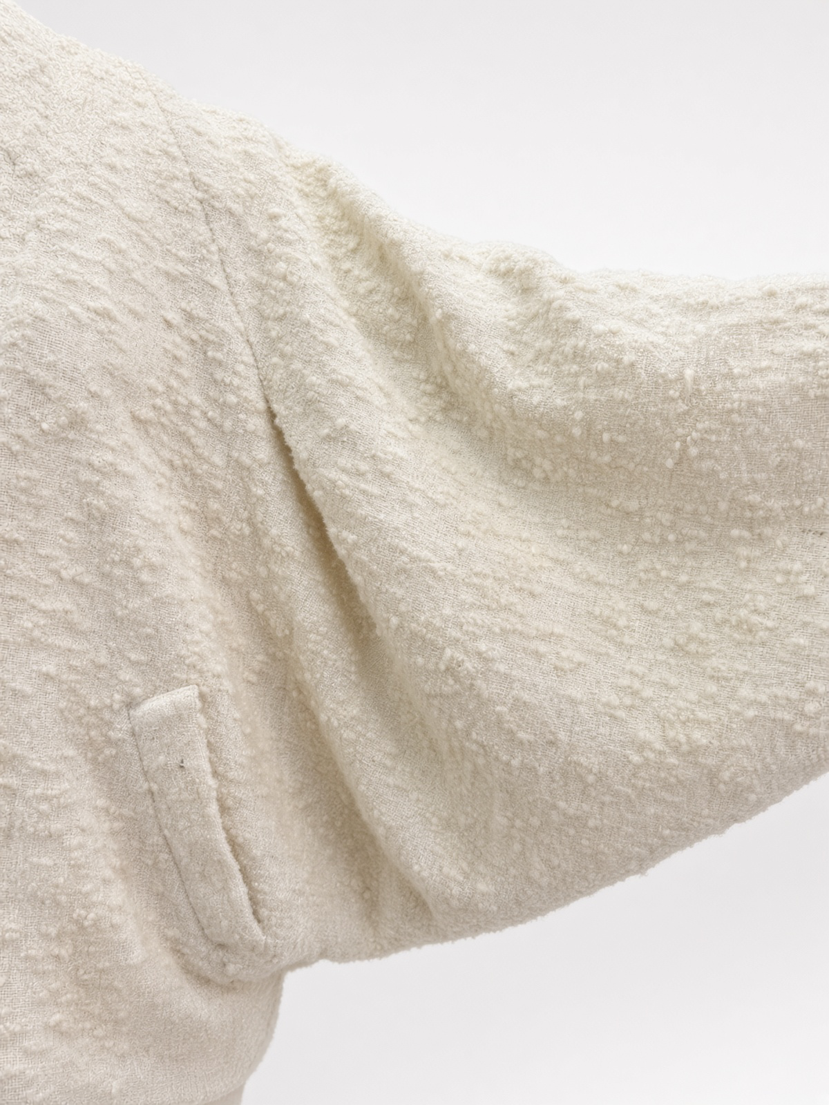 THE SHEPHERDESS BOUCLÉ SUIT
