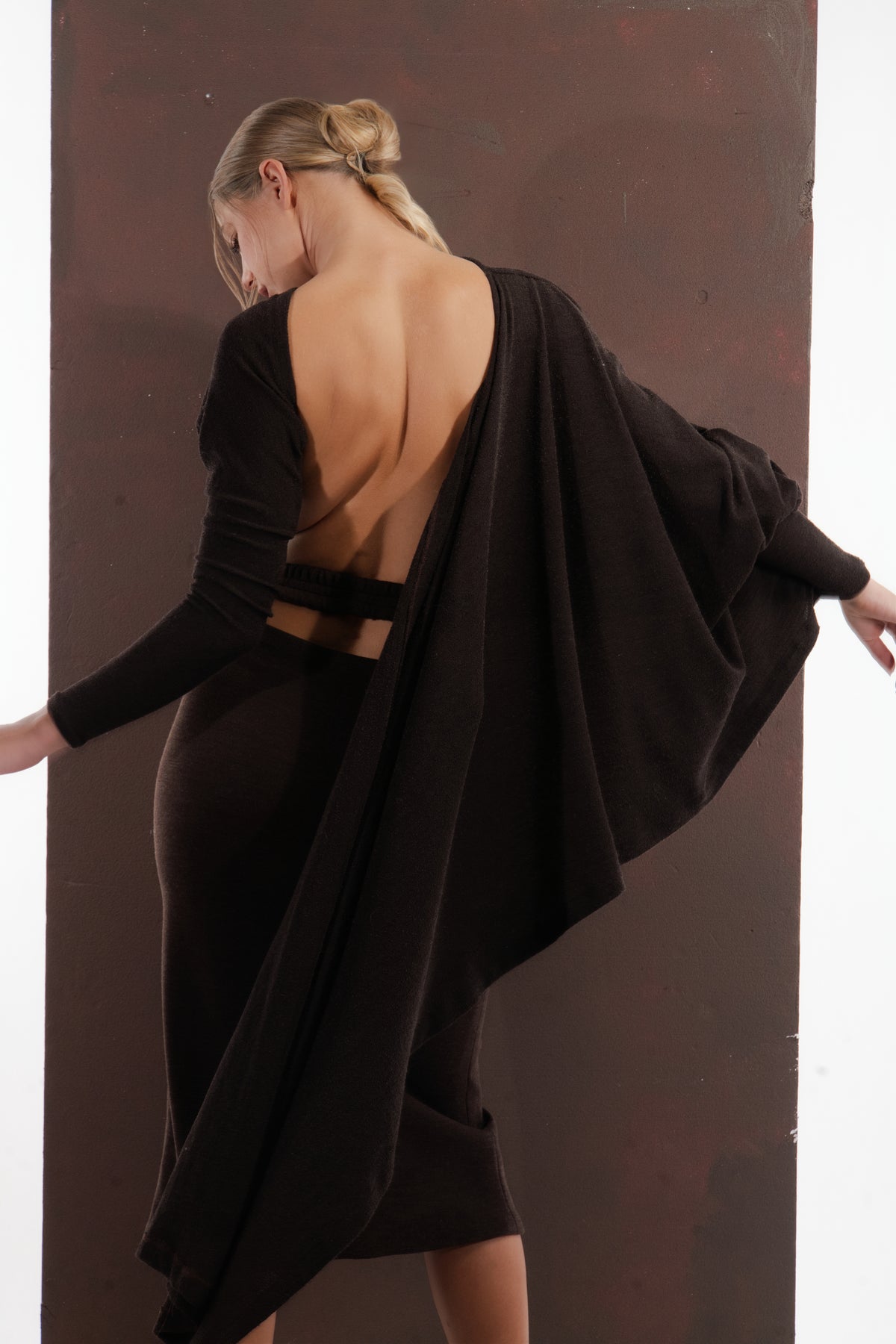 ALISADUDAJ dark brown wool draped top, back close-up of open back, strap and draped panel